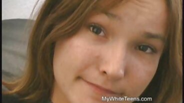 Огромните натурали на български порно клипове Skylar са създадени за гореща йога!