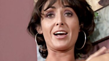 BRAZZERS: Кухненски секс с Рейчъл Стар порно на български език на PornHD