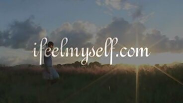 BJ RAW: Секси Шарлот Сартр balgarsko porno залага във Вегас на PornHD