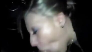 ButtBunny нарушава патента BangBike на български секс видеоклипове г-н Гарисън!