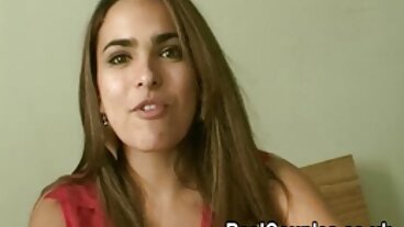 BRAZZERS balgarsko porno Dinner Guest Gia Derza е анален измамник
