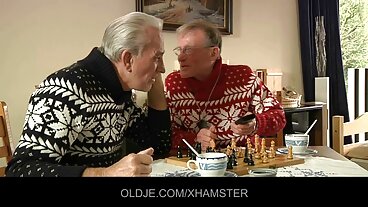 MYLF Блондинка с огромни гърди Milf Rachael Cavalli ви porno s balgarki позволява да погледнете по-отблизо в нейната сочна зряла путка